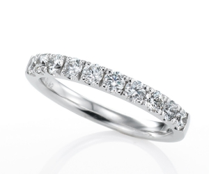 ハーフエタニティリング