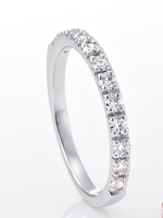 ハーフエタニティリング川崎