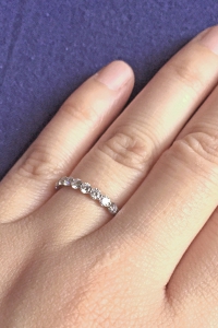 ハーフエタニティリング