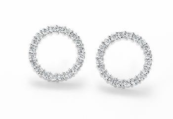 ダイヤモンドピアス